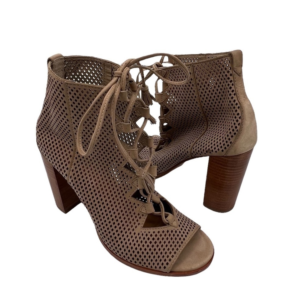 Frye Women's Taupe Gabby Perforated Ghillie Dress Perforated Ankle Boots Size 7